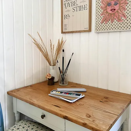 Personal Style In A Between And Hove Feriehus